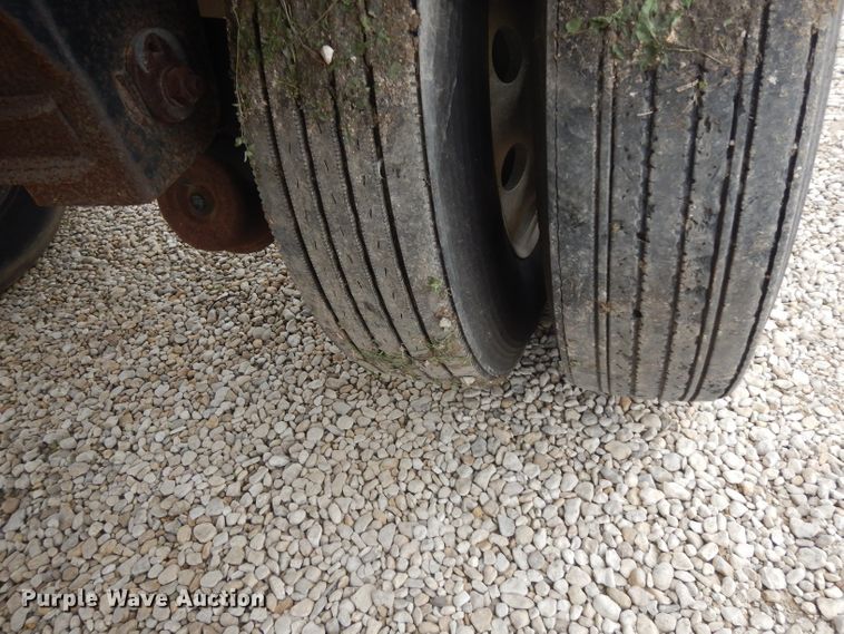 image for item DH2267 2006 Benson AF5244810250 flatbed trailer