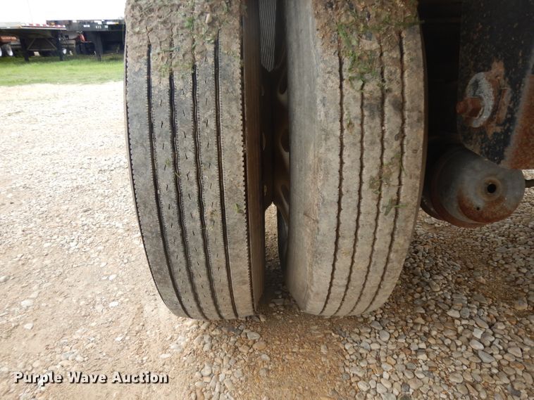 image for item DH2267 2006 Benson AF5244810250 flatbed trailer