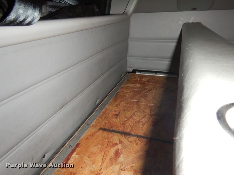 image for item DH2269 2010 Peterbilt 386 semi truck