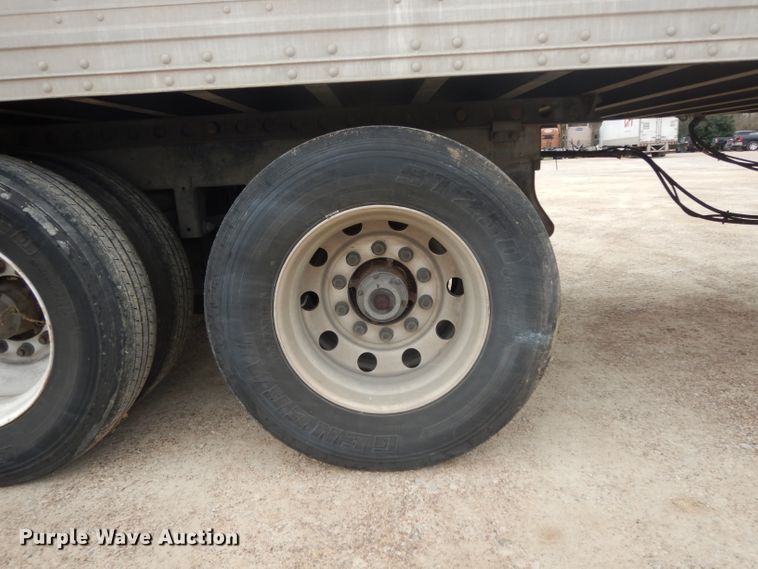 image for item DH2270 2003 Hyundai V12530152JSA dry van trailer