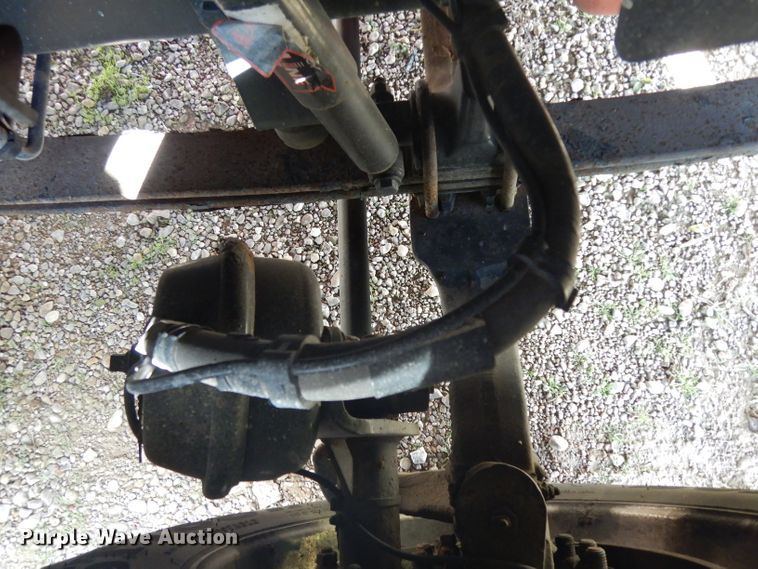 image for item DH2272 2015 Peterbilt 579 semi truck