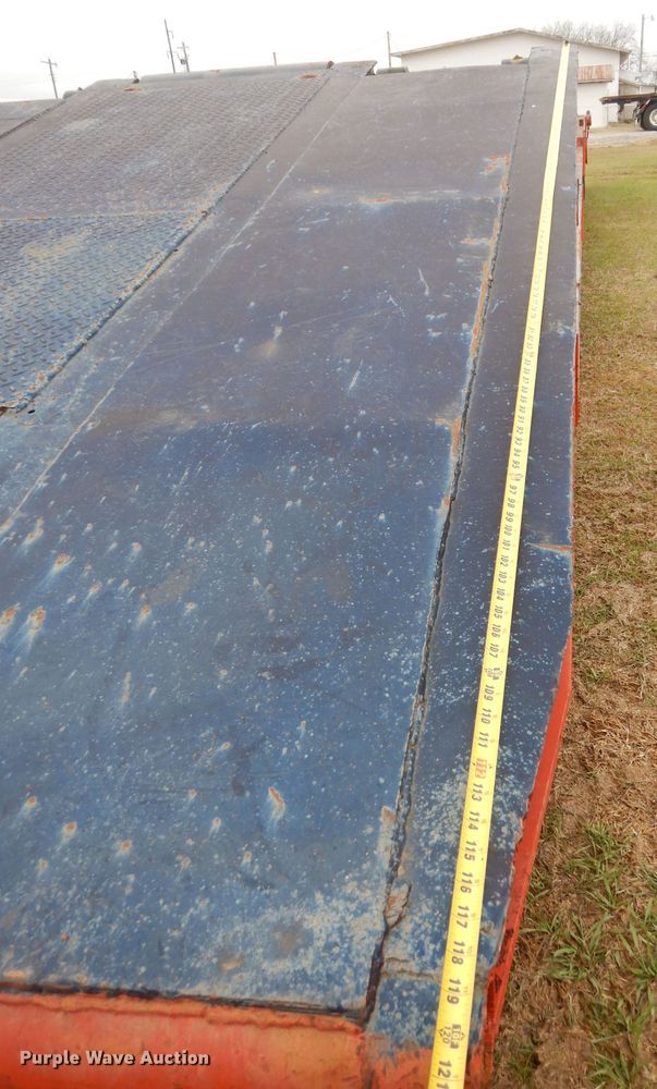 image for item DH3681 1969 Hyster RF35TL3-T1 equipment trailer