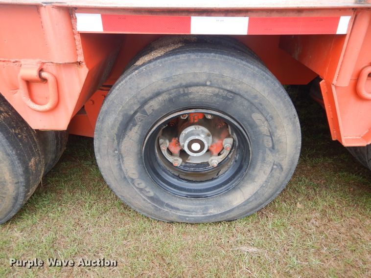 image for item DH3681 1969 Hyster RF35TL3-T1 equipment trailer