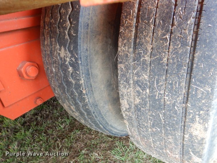 image for item DH3681 1969 Hyster RF35TL3-T1 equipment trailer