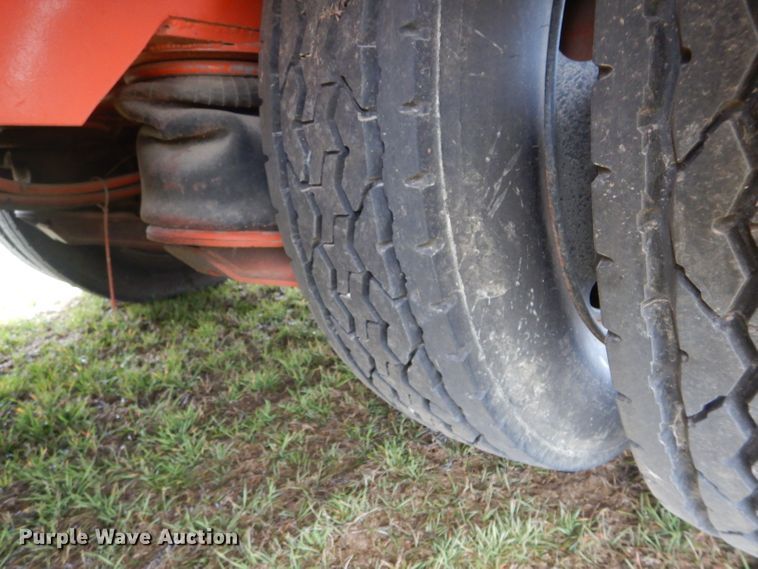 image for item DH3681 1969 Hyster RF35TL3-T1 equipment trailer