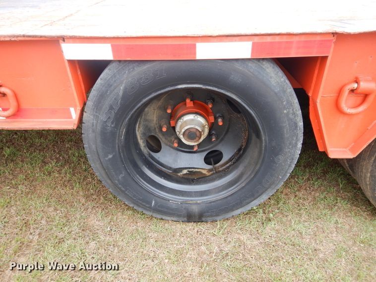 image for item DH3681 1969 Hyster RF35TL3-T1 equipment trailer