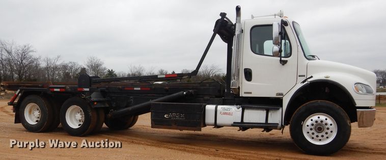 image for item DH3682 2006 Freightliner Business Class M2 roll off container truck