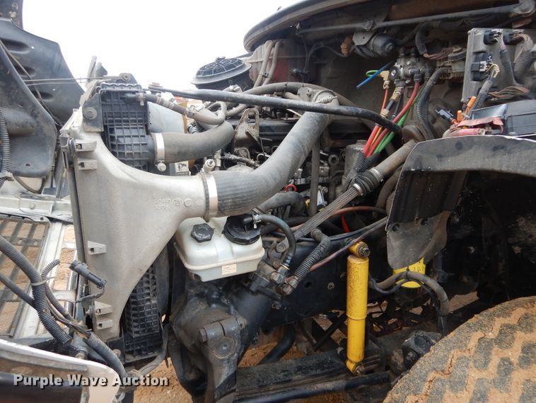 image for item DH3682 2006 Freightliner Business Class M2 roll off container truck