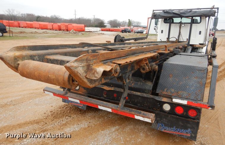 image for item DH3682 2006 Freightliner Business Class M2 roll off container truck