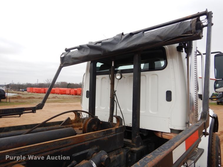 image for item DH3682 2006 Freightliner Business Class M2 roll off container truck