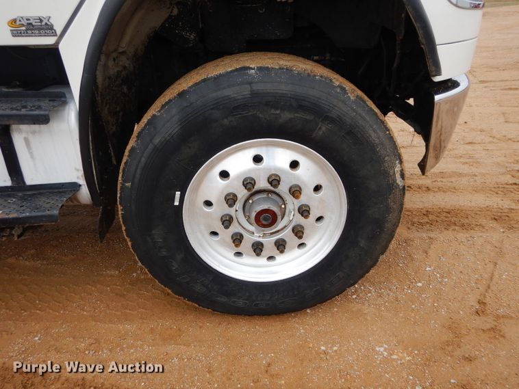 image for item DH3682 2006 Freightliner Business Class M2 roll off container truck