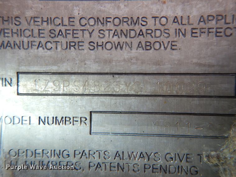 image for item DH4332 2000 Global 4811SPD drop deck trailer