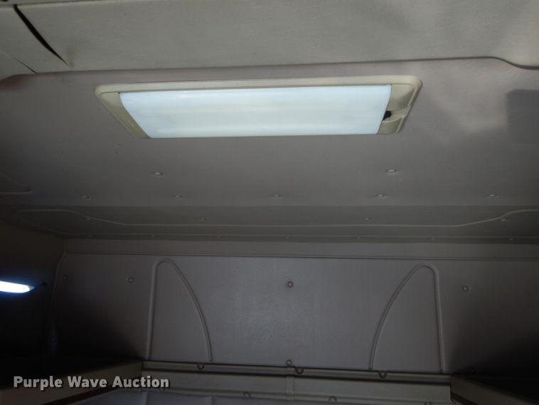 image for item DH6256 2006 International 9400i semi truck