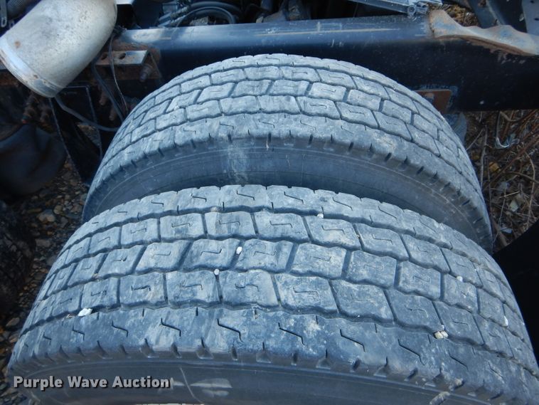 image for item DH6256 2006 International 9400i semi truck