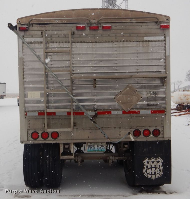 image for item DH6330 1999 Timpte Super Hopper double hopper bottom grain trailer