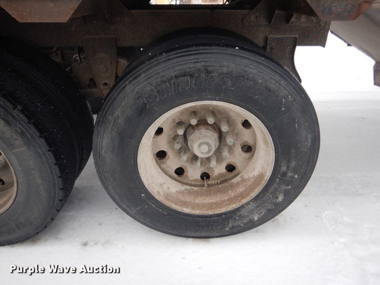 image for item DH6330 1999 Timpte Super Hopper double hopper bottom grain trailer