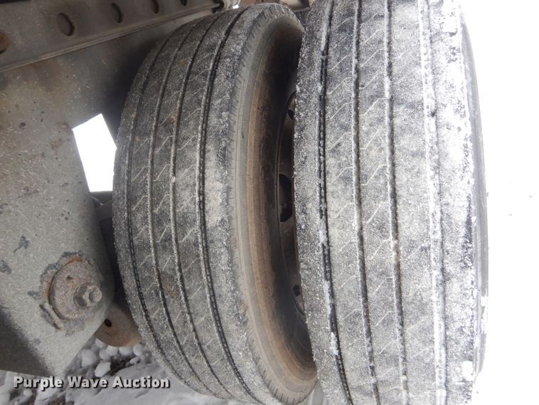 image for item DH6333 2001 Great Dane dry van trailer