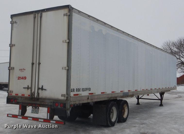 image for item DH6334 2001 Stoughton AVW-535T-S-C-AR dry van trailer