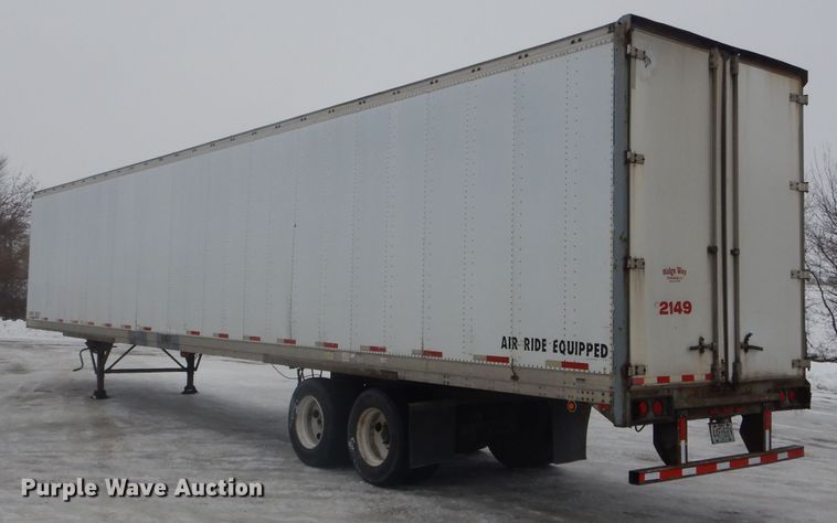 image for item DH6334 2001 Stoughton AVW-535T-S-C-AR dry van trailer