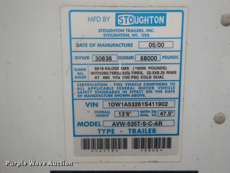 image for item DH6334 2001 Stoughton AVW-535T-S-C-AR dry van trailer