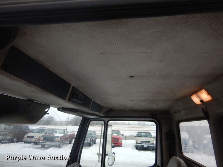 image for item DH6335 1998 Freightliner FL70 truck cab and chassis