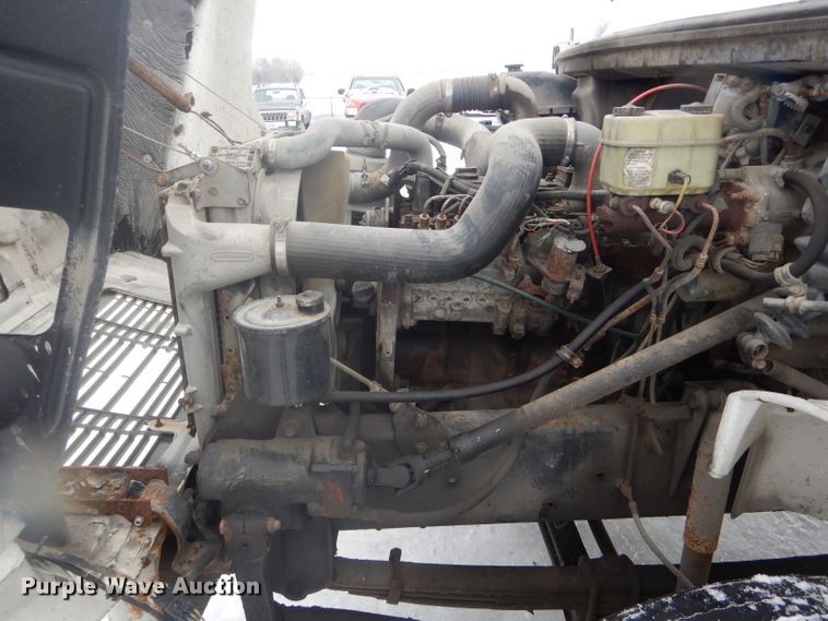 image for item DH6335 1998 Freightliner FL70 truck cab and chassis