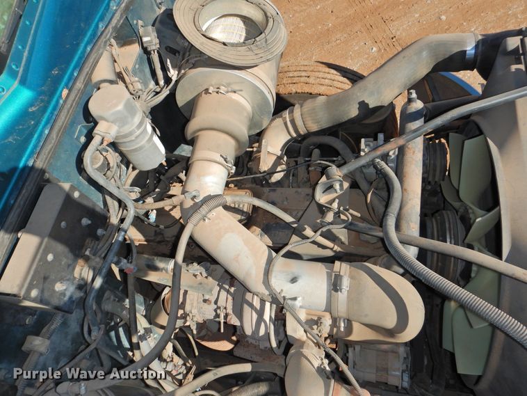 image for item DI0025 2007 Peterbilt 340 semi truck