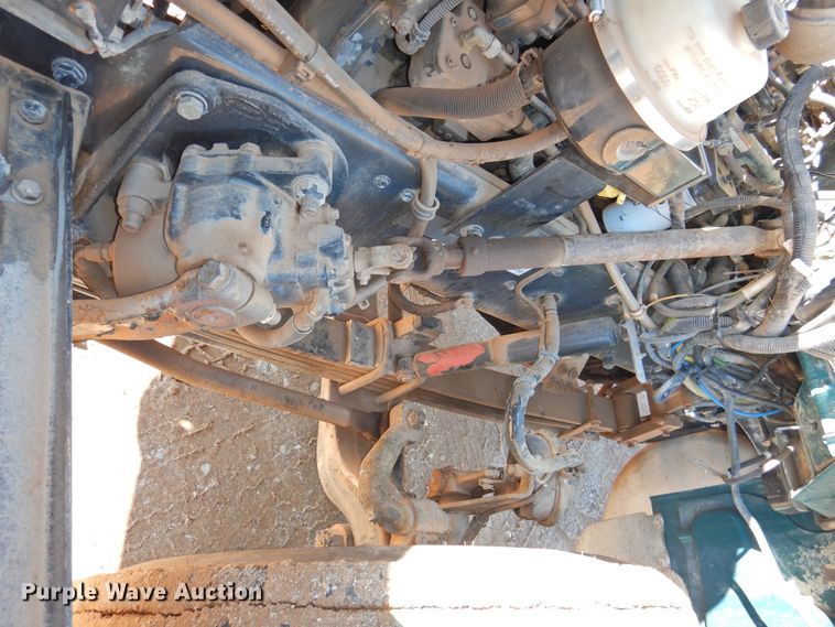 image for item DI0025 2007 Peterbilt 340 semi truck