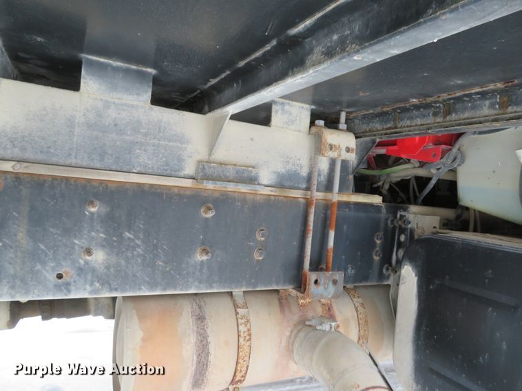 image for item DI2025 2003 Freightliner FL70 flatbed truck