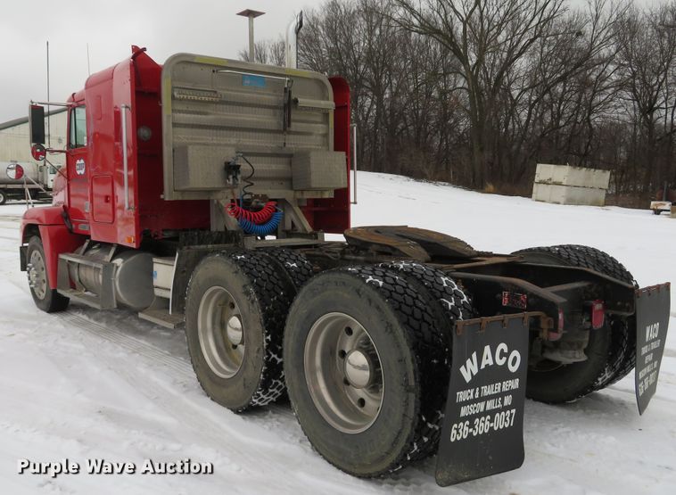 image for item DI2026 1994 Freightliner FLD semi truck