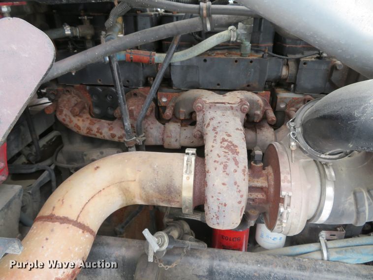 image for item DI2026 1994 Freightliner FLD semi truck