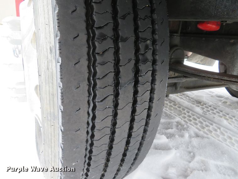 image for item DI2026 1994 Freightliner FLD semi truck