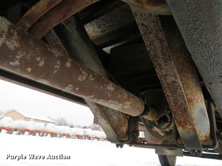 image for item DI2027 1979 International grain truck