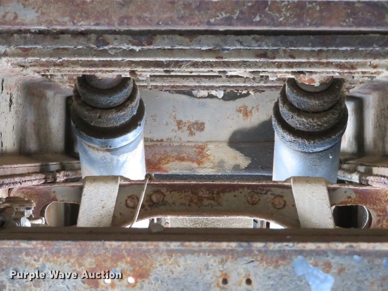 image for item DI2027 1979 International grain truck