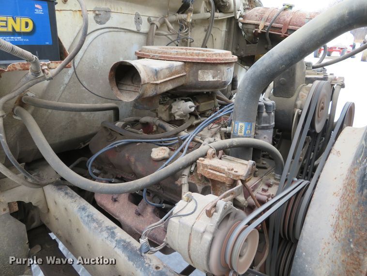 image for item DI2027 1979 International grain truck