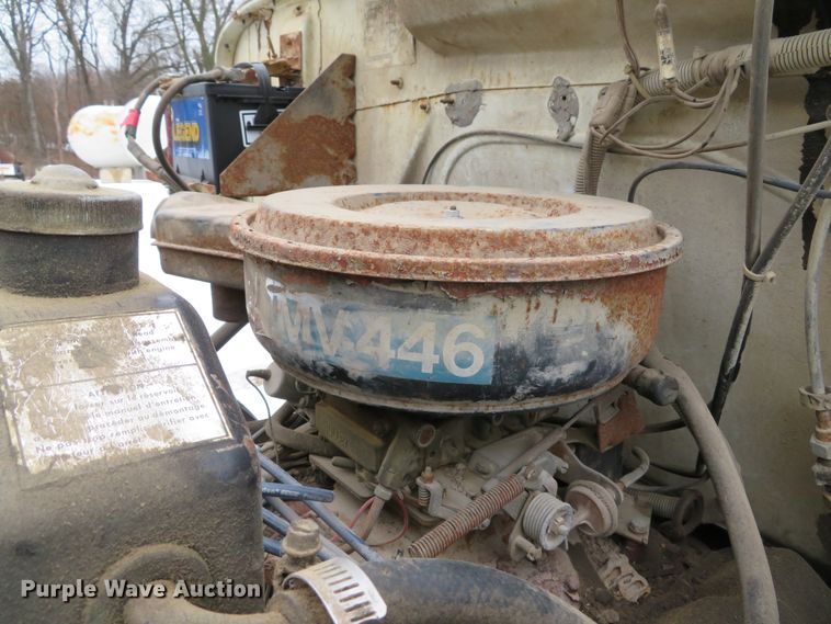 image for item DI2027 1979 International grain truck