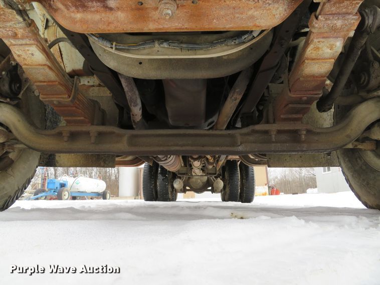 image for item DI2027 1979 International grain truck