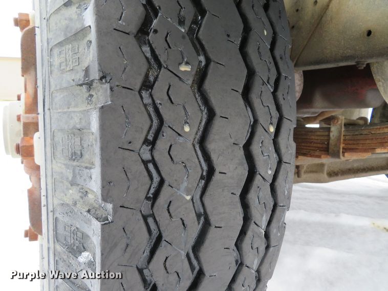 image for item DI2027 1979 International grain truck