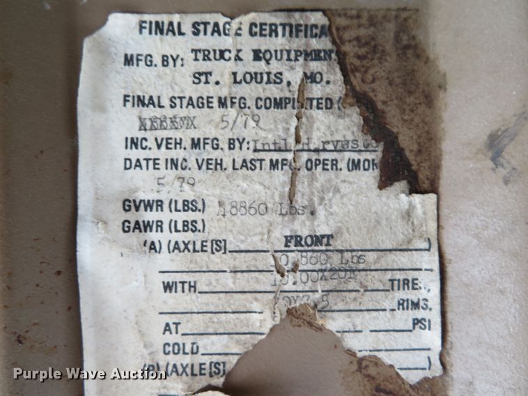 image for item DI2027 1979 International grain truck