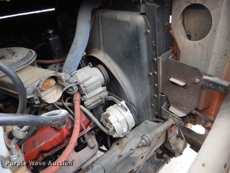 image for item DI2451 1980 International 1700 dump truck