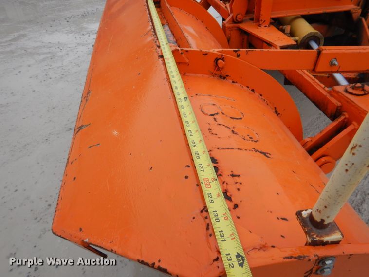 image for item DI2451 1980 International 1700 dump truck