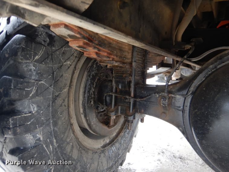 image for item DI2451 1980 International 1700 dump truck