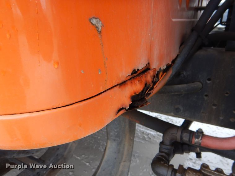 image for item DI2451 1980 International 1700 dump truck