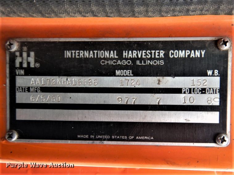 image for item DI2451 1980 International 1700 dump truck