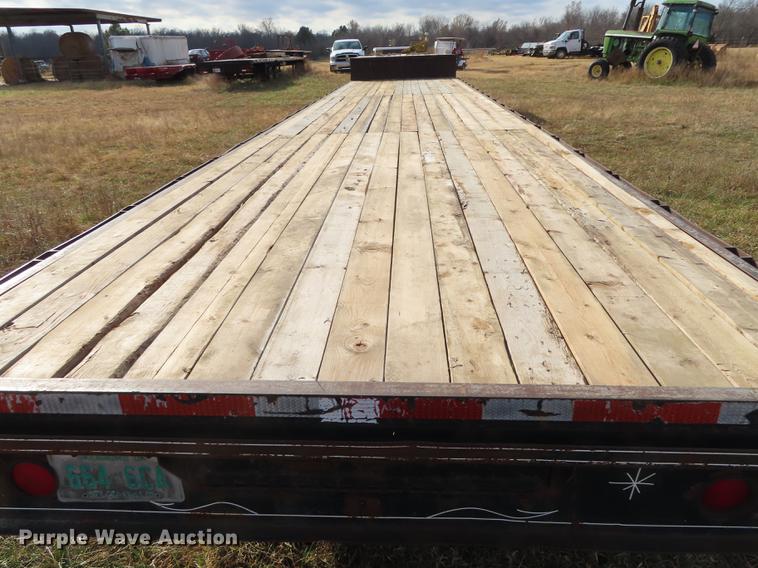 image for item DN9157 1995 Starlite drop deck trailer