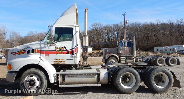 image for item GB9626 2006 Sterling A-Line semi truck