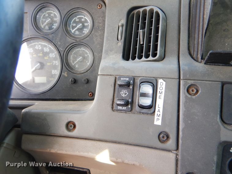 image for item GB9626 2006 Sterling A-Line semi truck