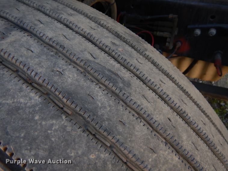 image for item GB9626 2006 Sterling A-Line semi truck