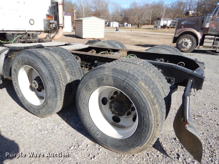 image for item GB9626 2006 Sterling A-Line semi truck