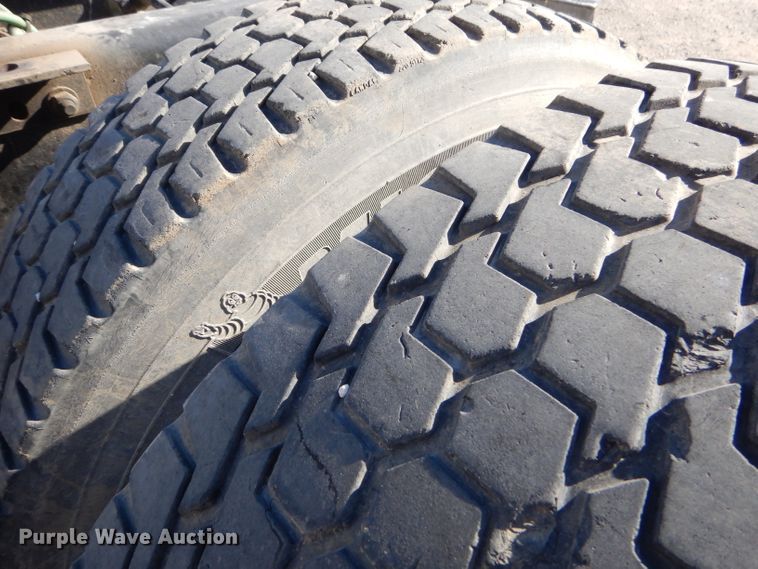 image for item GB9626 2006 Sterling A-Line semi truck